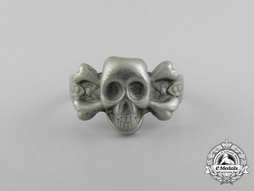 a_second_war_period_skull_ring_a_6363