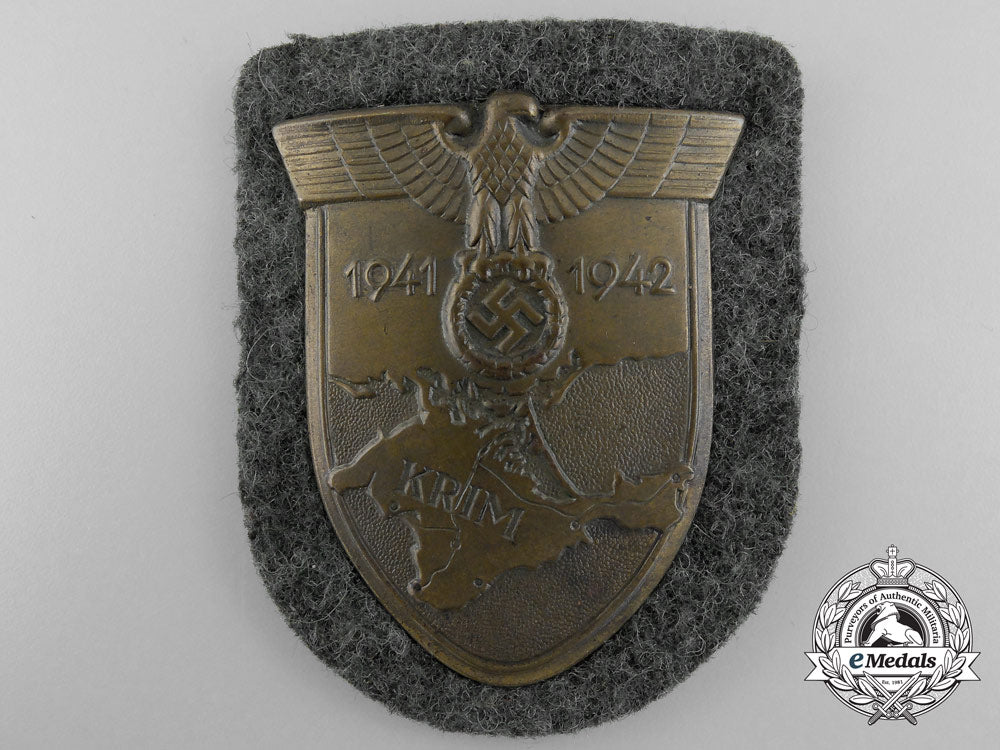 a_good_quality_army_issued_krim_campaign_shield_a_6367