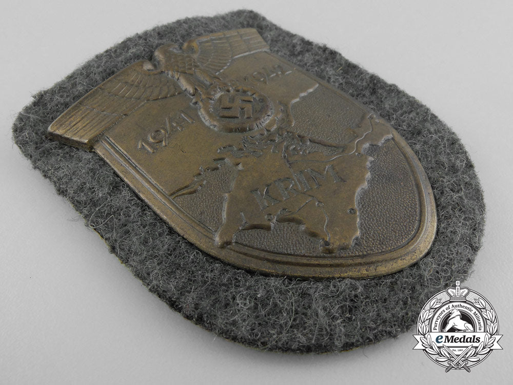 a_good_quality_army_issued_krim_campaign_shield_a_6369