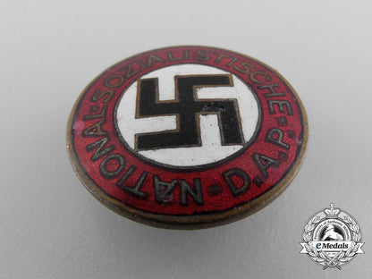 an_nsdap_party_badge,_by_deschler_a_6386