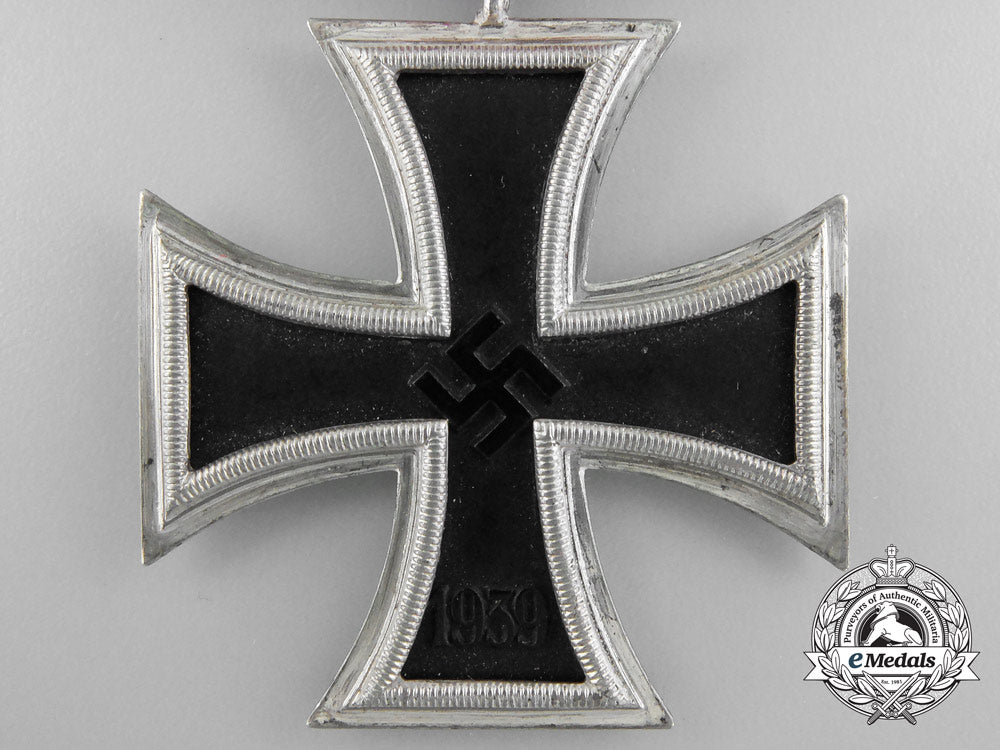 an_iron_cross_second_class1939;_schinkel_version_by_w._deumer_a_6487_1