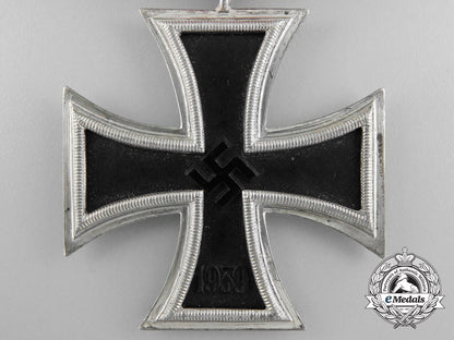an_iron_cross_second_class1939;_schinkel_version_by_w._deumer_a_6487_1