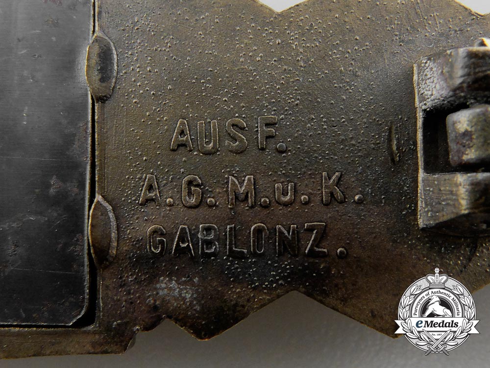 a_bronze_grade_close_combat_clasp_by_a.g.m.u.k._a_6578