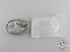 A Mint Second War Italian Tank Crew’s Badge With Packet