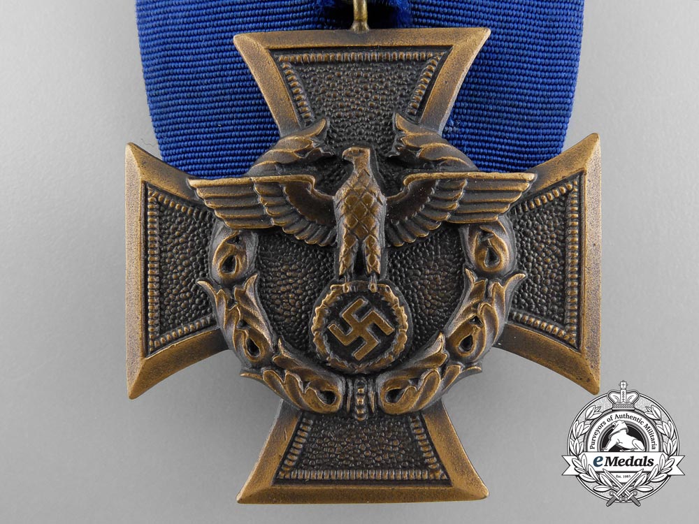 a_german_customs_service_decoration;_court_mounted_a_6717