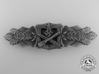 a_bronze_grade_close_combat_clasp_by_friedrich_linden,_lüdenscheid_a_6728