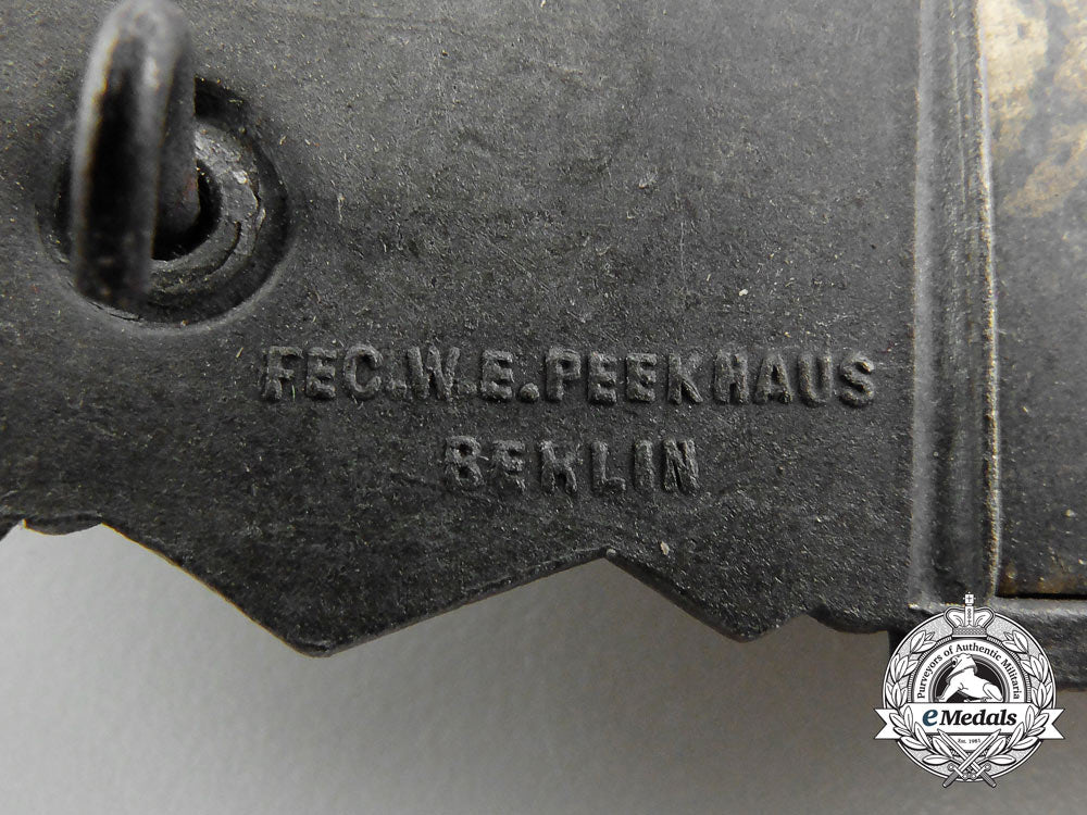 a_bronze_grade_close_combat_clasp_by_friedrich_linden,_lüdenscheid_a_6736