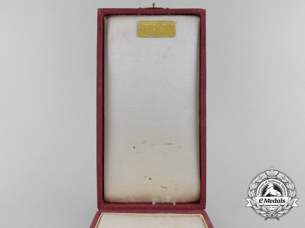 an_estonian_order_of_the_black_eagle;_fifth_class_with_case_a_6767