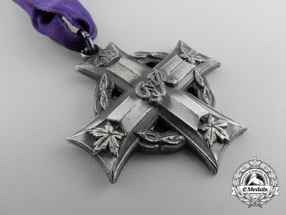 a_second_war_canadian_memorial_cross_to_l.gauthier_of_montreal_a_6799
