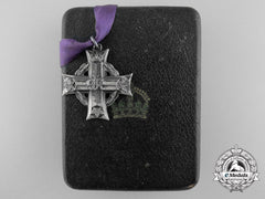 A Second War Memorial Cross To Navigator D.r.graham