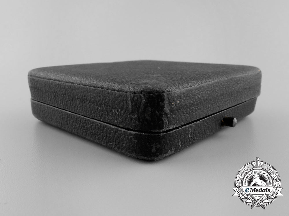 an_iron_cross1_st_cl.1939_by_meybauer;_screwback_type_with_case_of_issue_a_6952
