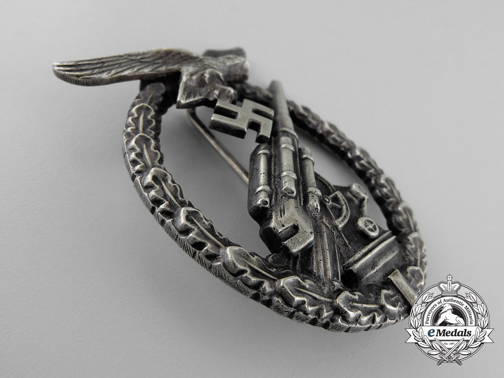 a_luftwaffe_flak_badge_in_tombac_by_juncker;_type_i_a_6972