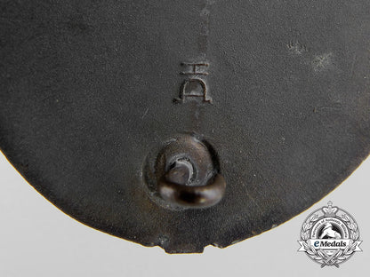a_bronze_grade_tank_badge_by_hermann_aurich,_dresden_a_6985