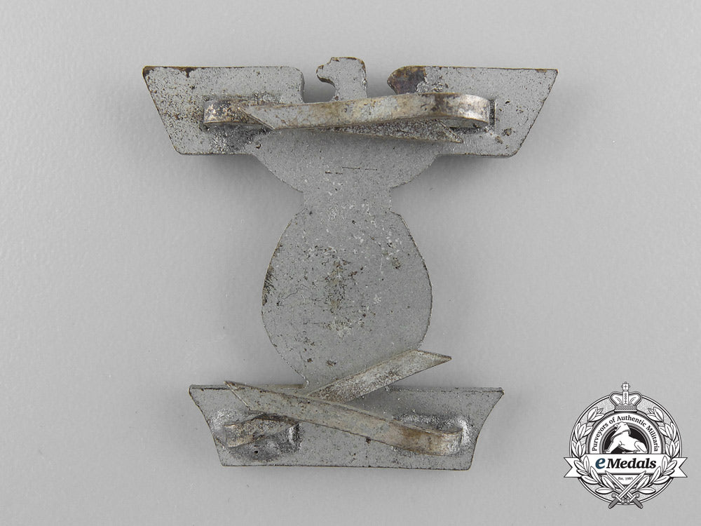 a_clasp_to_the_iron_cross_second_cl.1939;_type_i_with_box_of_issue_a_7041