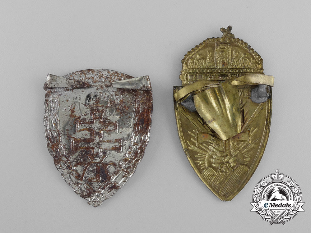 two_hungarian_levente(_hungarian_equivalent_of_the_hitler_youth)_cap_badges_a_7150