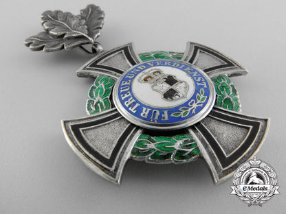 a_house_order_of_hohenzollern,3_rd_class_with_oak_leaves_a_7941