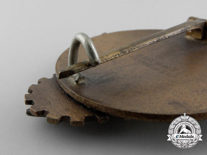 an_hj_national_trade_competition_victors_badge_a_8045