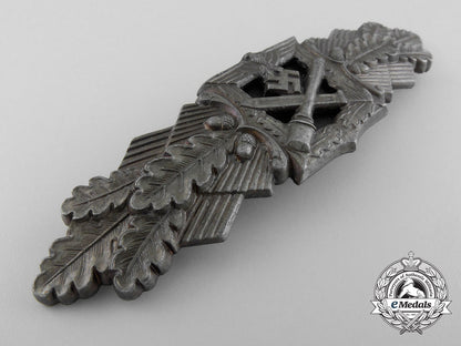 a_bronze_grade_close_combat_clasp_by_funcke&_brüninghaus,_lüdenscheid_a_8145