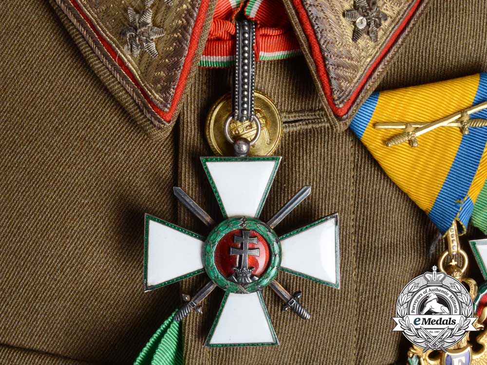 the_uniform&_awards_of_hungarian_general_vitez_istvan_kudriczy;_national_leader_of_the_levente_a_8178
