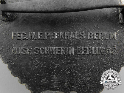 a_kreigsmarine_e-_boat_badge_by_schwerin,_berlin;_second_version_a_8251