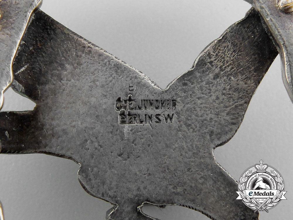 an_early_luftwaffe_air_gunner_badge_by_c.e.juncker,_berlin_a_8269