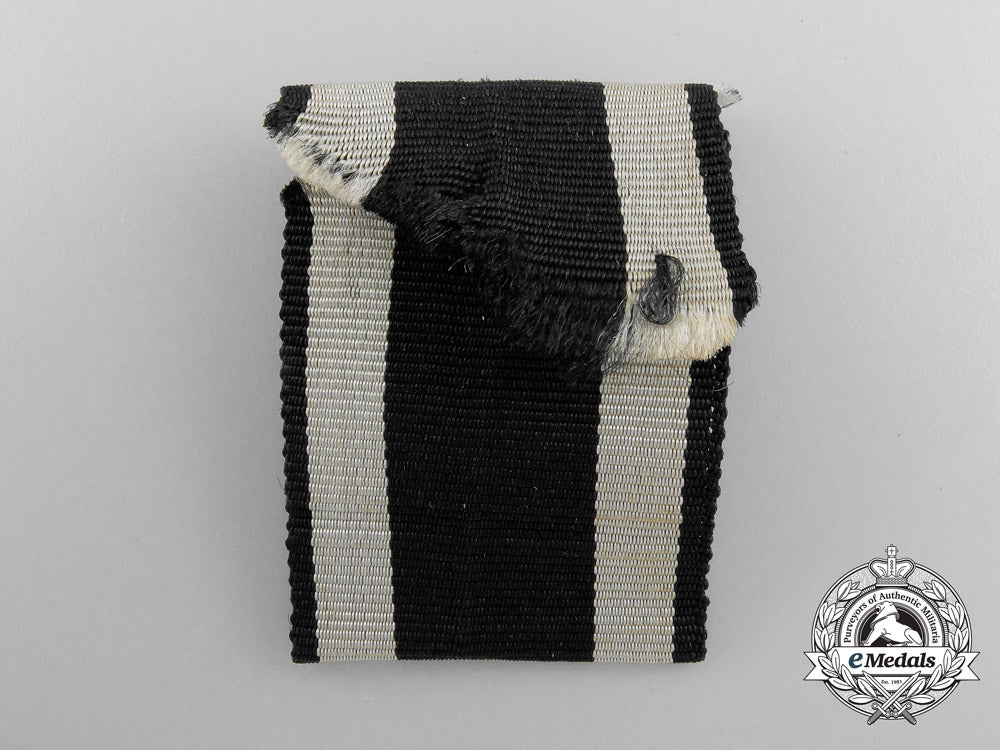 a_first_type_clasp_to_iron_cross1939;_second_class_a_8349