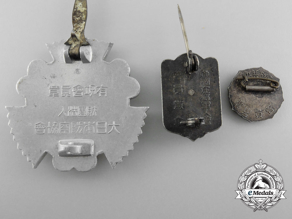 six_second_war_period_japanese_badges&_awards_a_8404