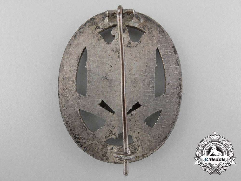 a_general_assault_badge;_unmarked_a_8493