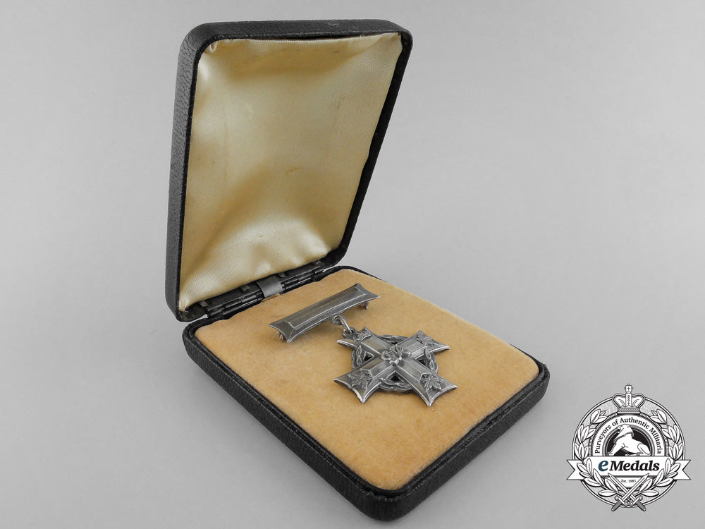 a_memorial_cross_to_private_rose;_artillery_casualty_outside_caen1944_a_8560