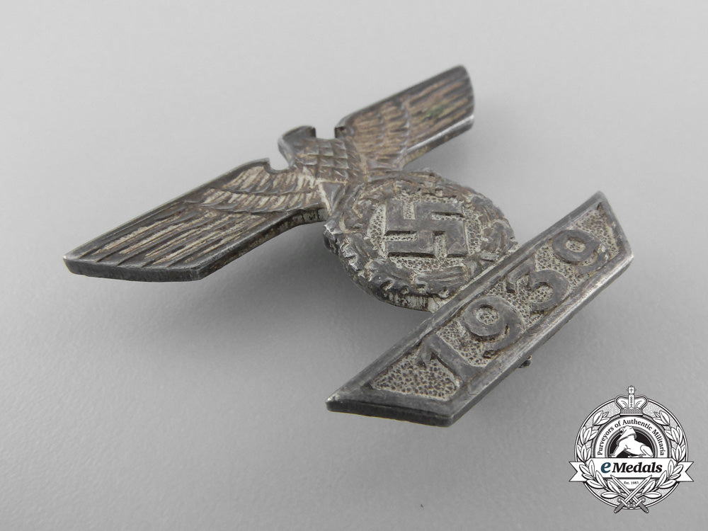germany,_wehrmacht._a_clasp_to_the_iron_cross1939,_i_class_a_8573