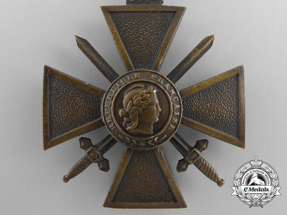 a_first_war_french_war_cross1914-1918_with_palm_and_stars_a_8663