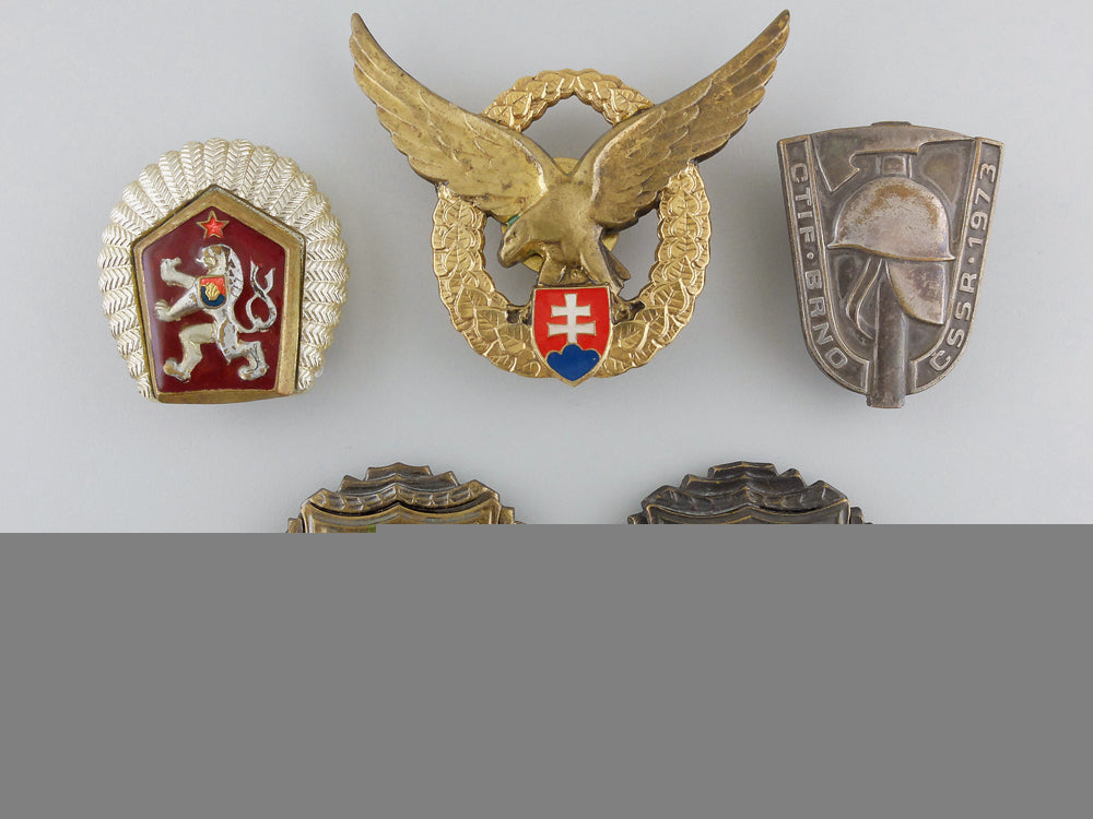 a_group_of_five_czechoslovak&_slovak_awards_a_869