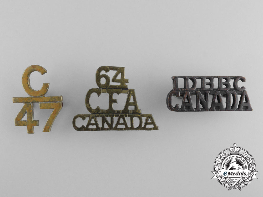 three_first_war_canadian_shoulder_insignia_a_8991