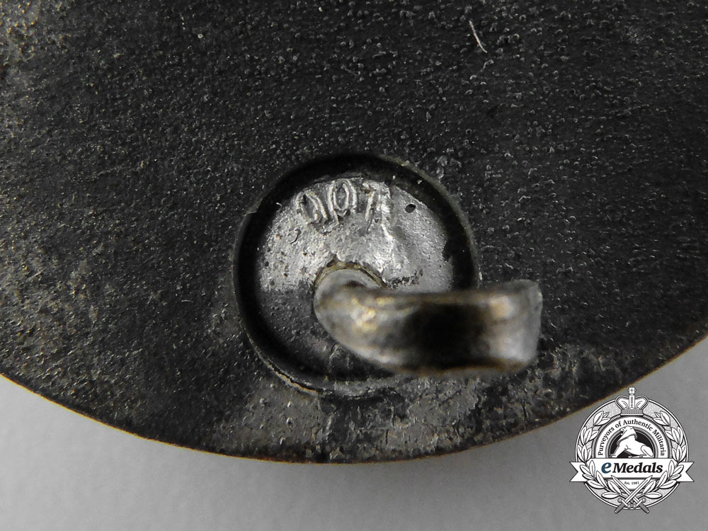 two_silver_grade_wound_badges_a_9050