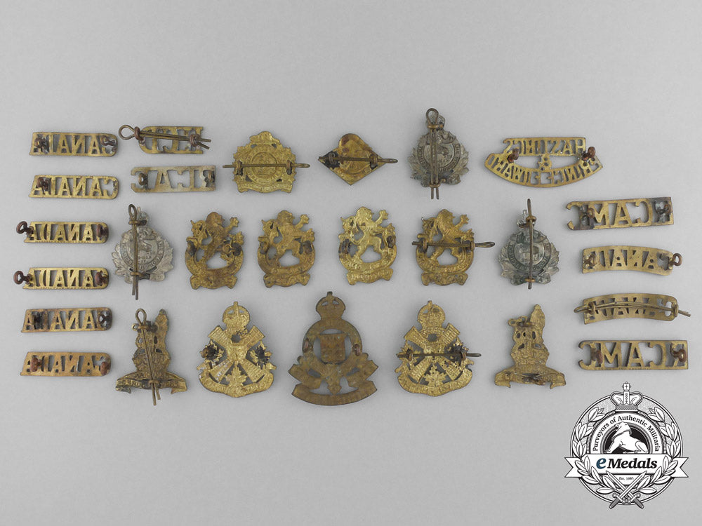 canada._a_lot_of_twenty-_seven_second_war_period_badges_a_9130