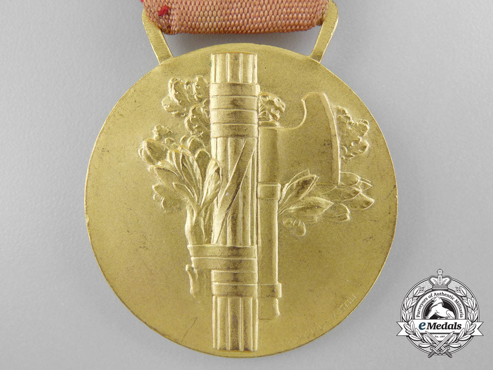 an_italian_fascist_santa_maria_college_in_rome_medal_a_9166