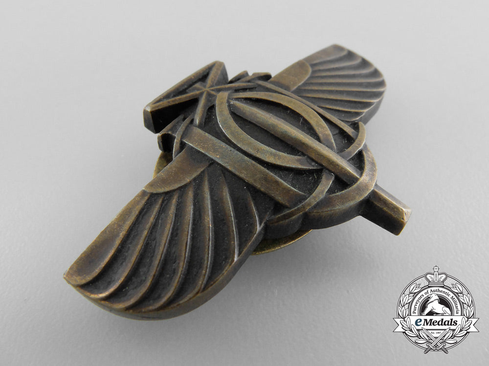 a_pre-_second_war_japanese_pilot_training_school_badge_a_9286