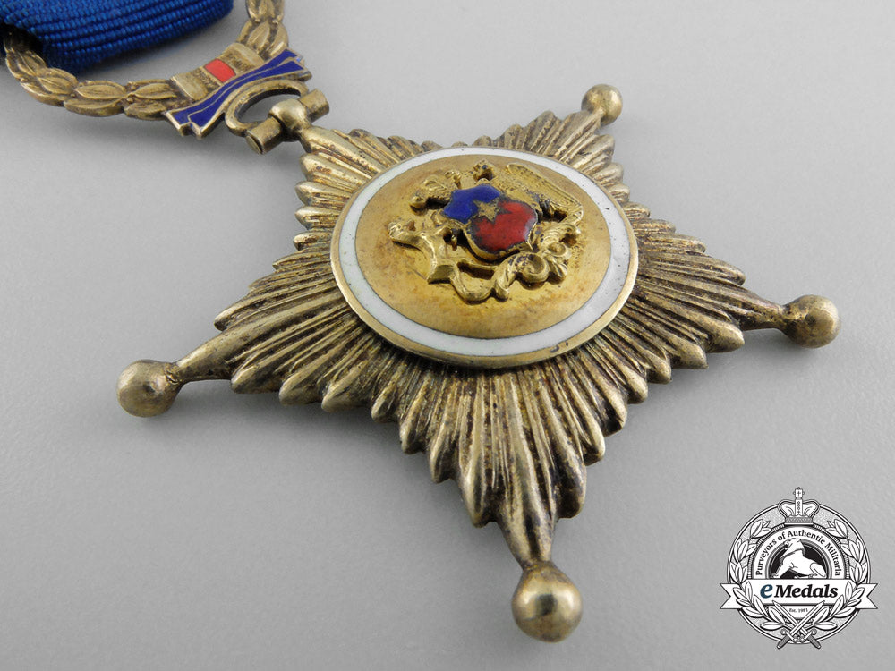 a_chilean_medal_for_twenty_years'_military_service_with_miniature&_case_a_9480