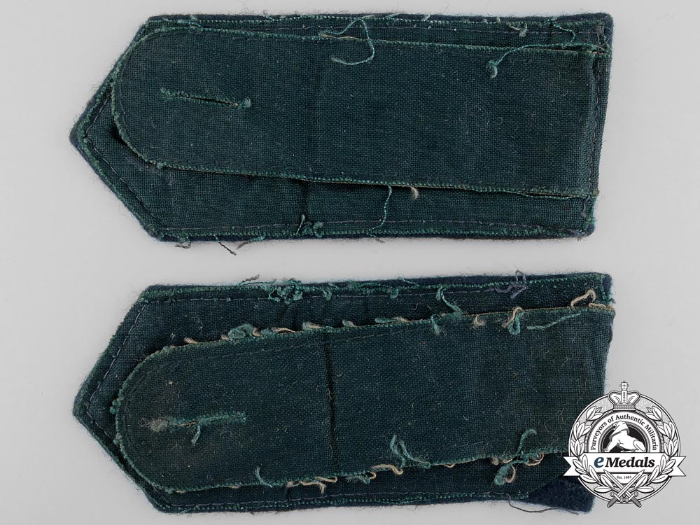 a_pair_of_coastal_artillery_enlisted_man's_shoulder_boards_a_9555
