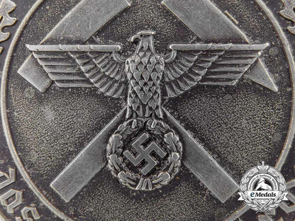 germany,_wehrmacht._a_scarce_mine_rescue_service_decoration_with_box_of_issue_a_9597_1_1