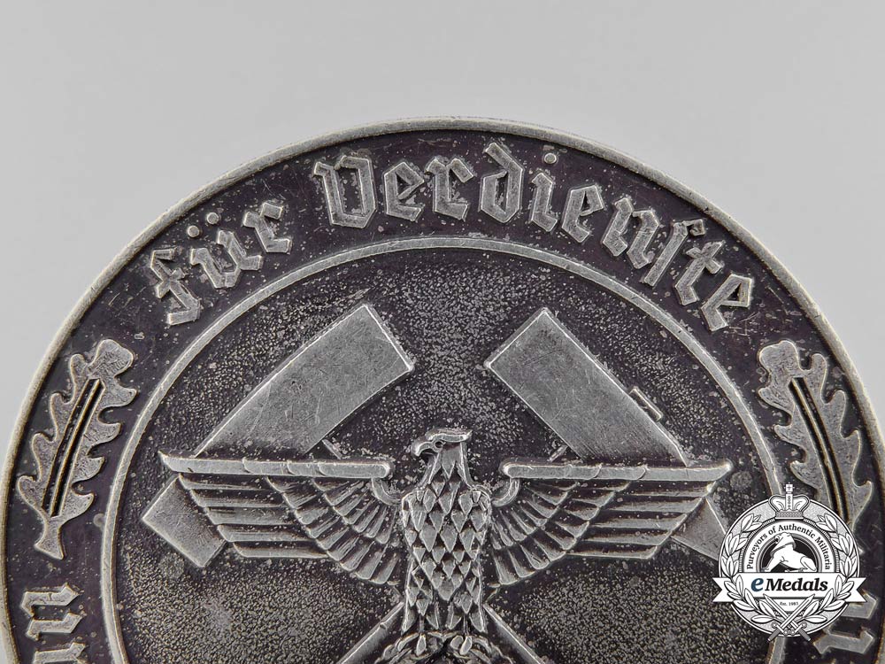 germany,_wehrmacht._a_scarce_mine_rescue_service_decoration_with_box_of_issue_a_9598_1_1