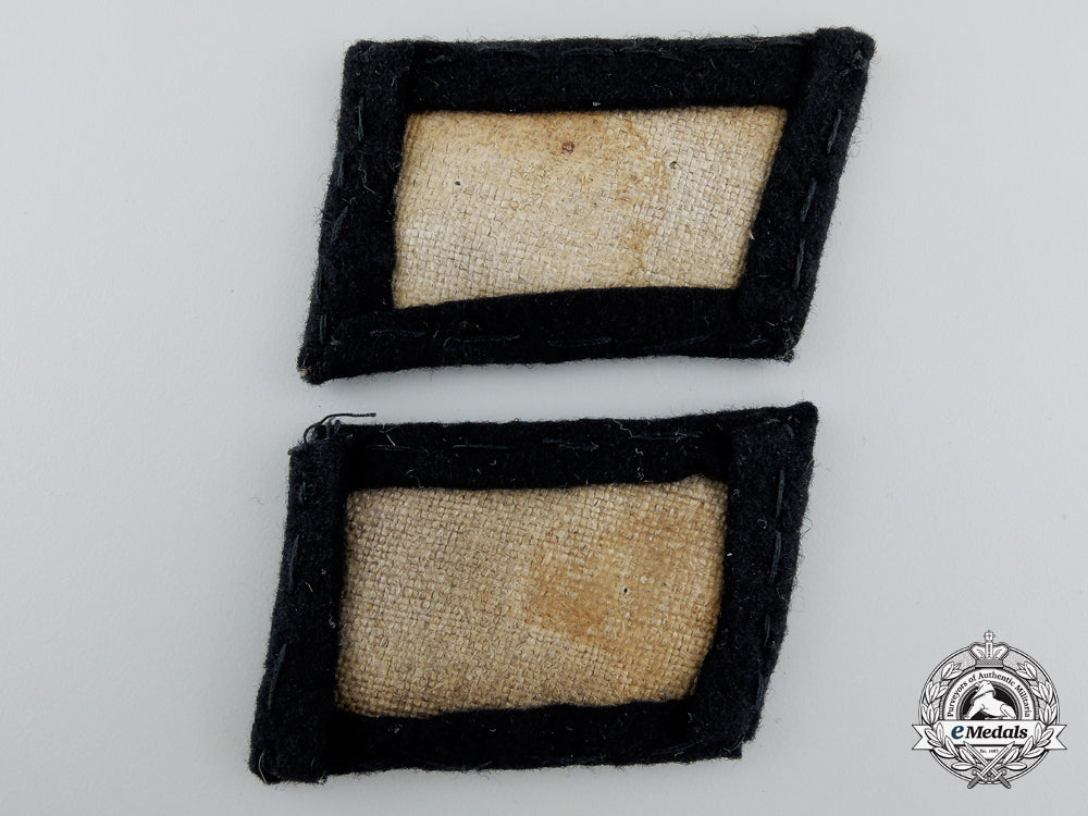 a_pair_of_nskk_collar_tabs;_unit_m17_a_964