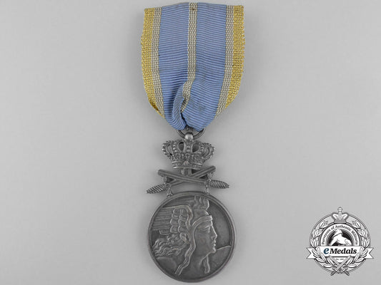 a_romanian_air_force_bravery_medal_with_crossed_swords;_silver_grade_a_9649