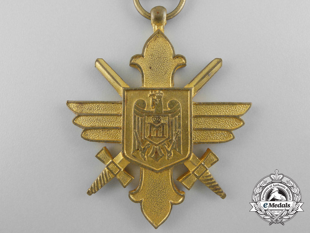 a_romanian_air_force_bravery_decoration;1_st_class_a_9654