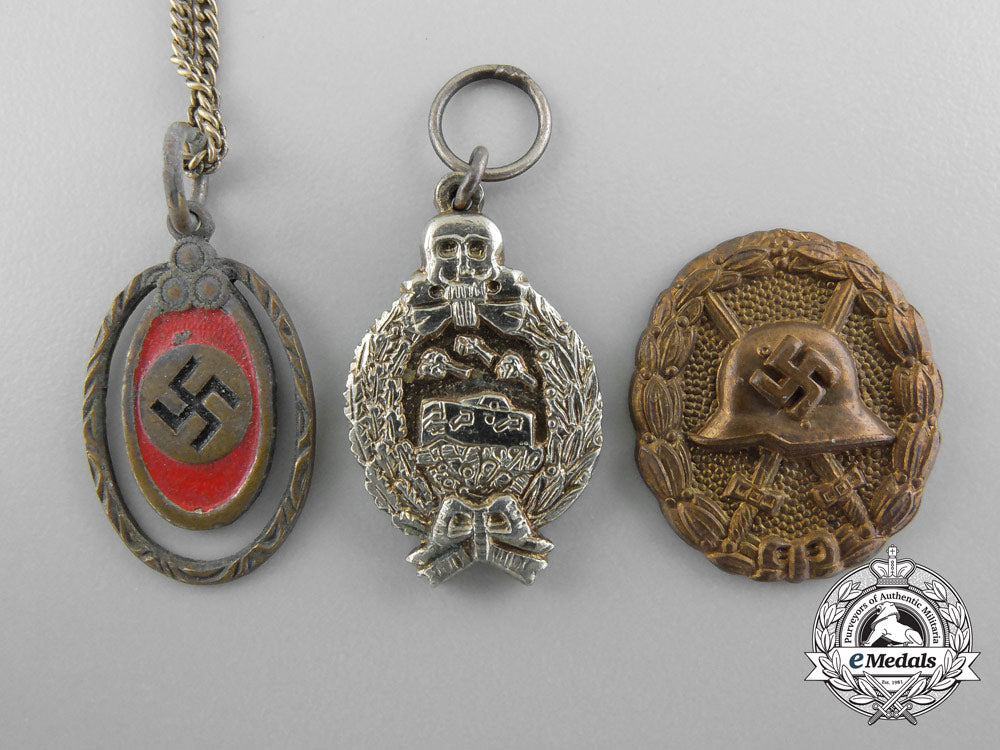 a_lot_of_second_war&_spanish_civil_war_miniature_awards&_decorations_a_9869