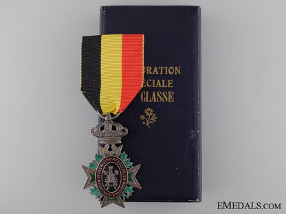 a_belgian_special_decoration_for_industry_and_agriculture;2_nd_class_a_belgian_specia_53d13fce888e3
