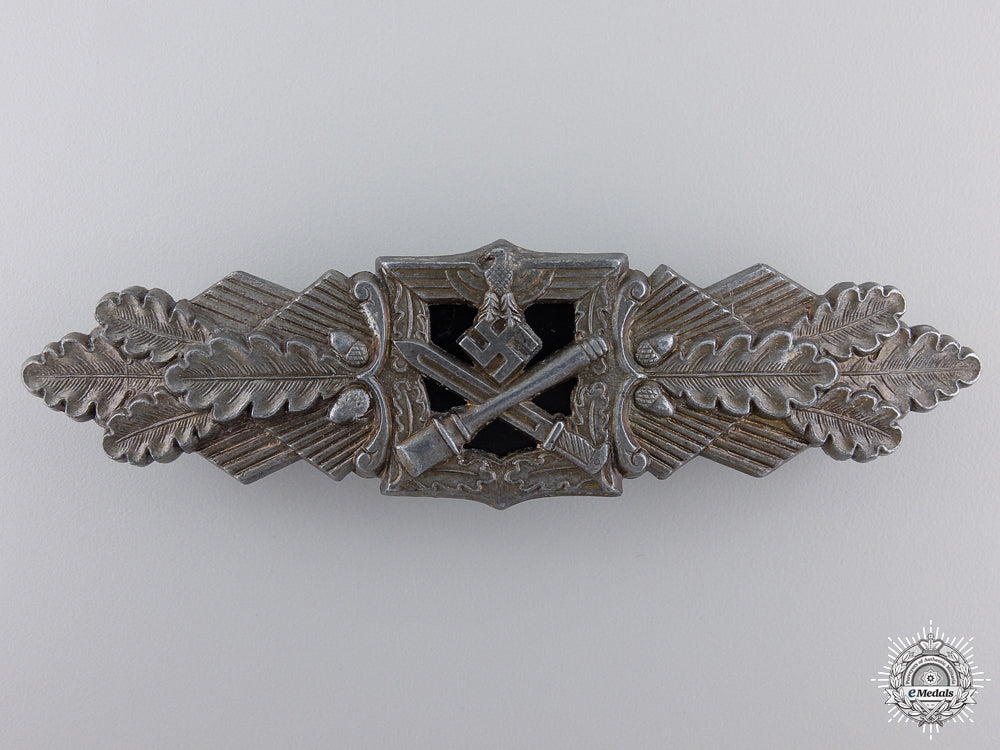 a_bronze_grade_close_combat_clasp_by_funcke&_brüninghaus_a_bronze_grade_c_54f4ce2f2a8b0