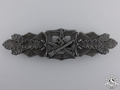 a_bronze_grade_close_combat_clasp_by_friedrich_linden,_lüdenscheid_a_bronze_grade_c_5535242a3f94f