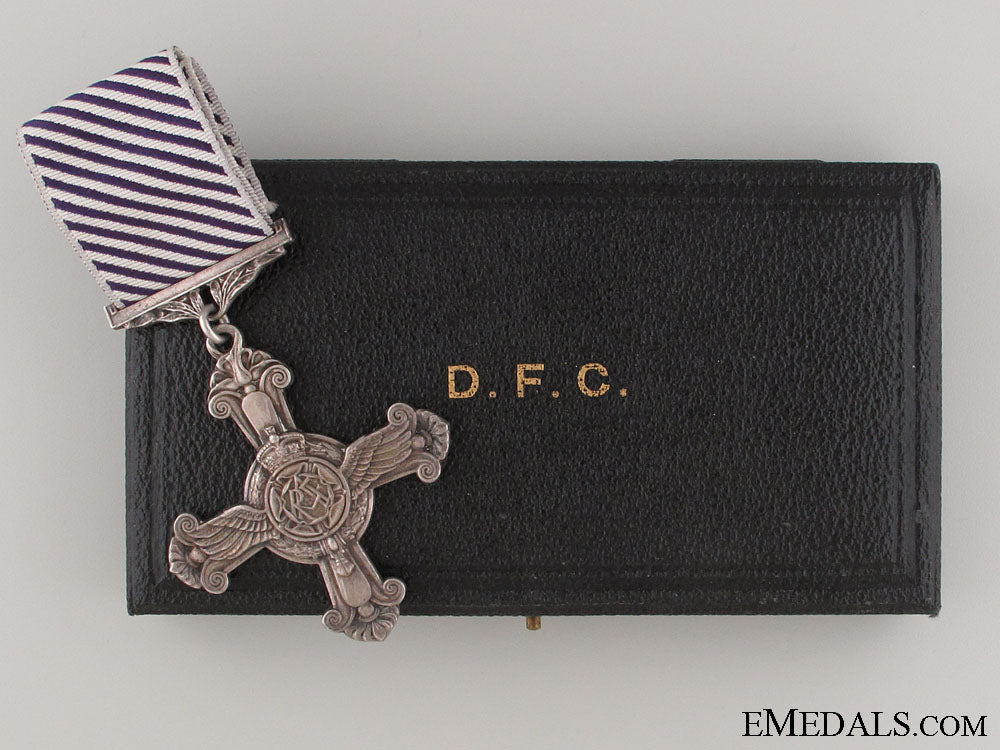 a_cased1945_distinguished_flying_cross_a_cased_1945_dis_5237353743f2a