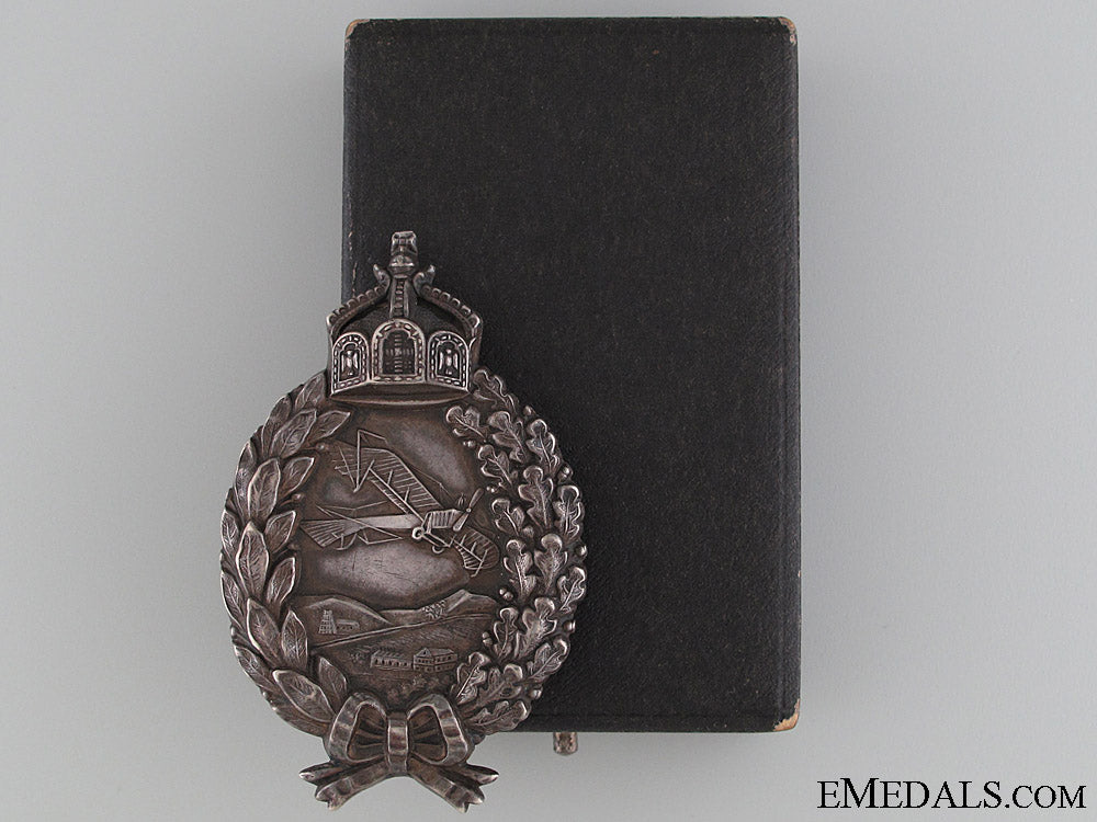 a_cased_prussian_pilot's_badge_by_juncker__a_cased_prussia_527d18eda7494